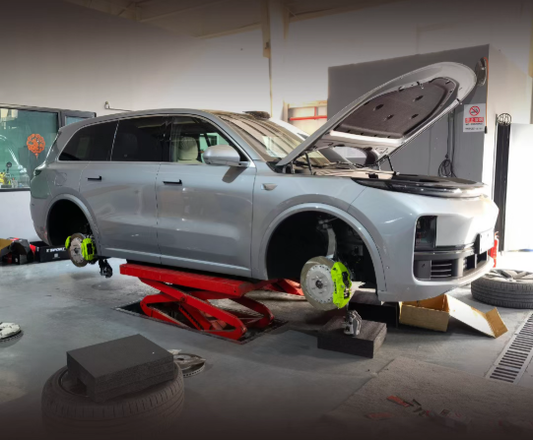 Li Auto L9 SUV fitted with a TTSPORT Classic Series six-piston front, four-piston rear big brake kit