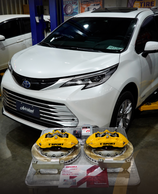 Toyota Sienna fitted with the TTSPORT TT8657 forged caliper and matched rotor big brake kit