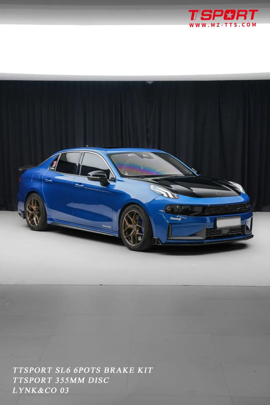 Lynk & Co 03 fitted with the TTSPORT Slim SL6 six-piston big brake kit behind the factory 18-inch wheel