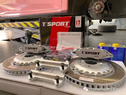 10th-gen Honda Civic fitted with TTSPORT Classic 8611 forged six-piston front caliper