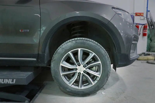 Geely Boyue fitted with TTSPORT 8611 forged six-piston big brake kit and 355mm rotor
