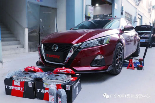 Nissan Teana 2.0T fitted with TTSPORT Classic 8657 six-piston caliper behind the factory 19-inch wheel