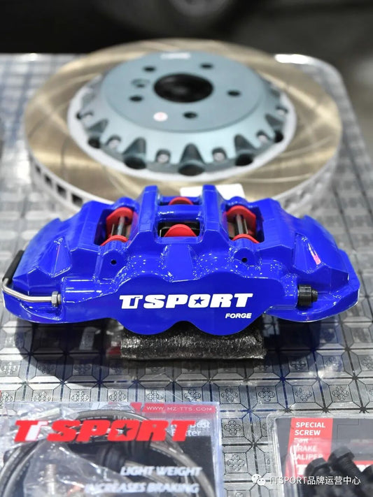 BMW 325 fitted with TTSPORT 5410 forged four-piston caliper behind an 18-inch OEM wheel