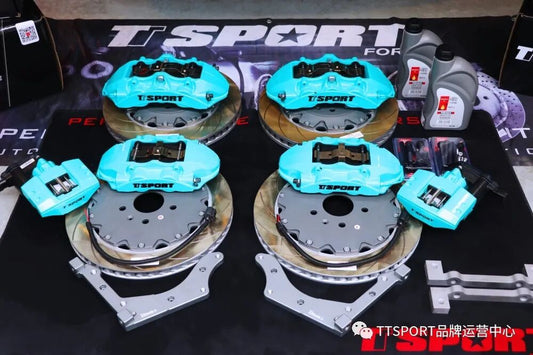 VOYAH FREE with TTSPORT six-piston front and four-piston rear Big Brake Kit on 20-inch wheels