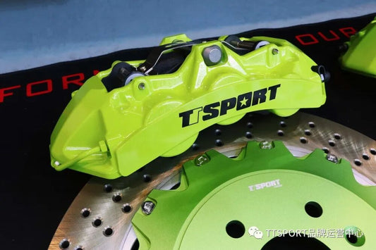 Li Auto ONE fitted with TTSPORT 8703 six-piston big brake kit behind factory 20-inch wheel