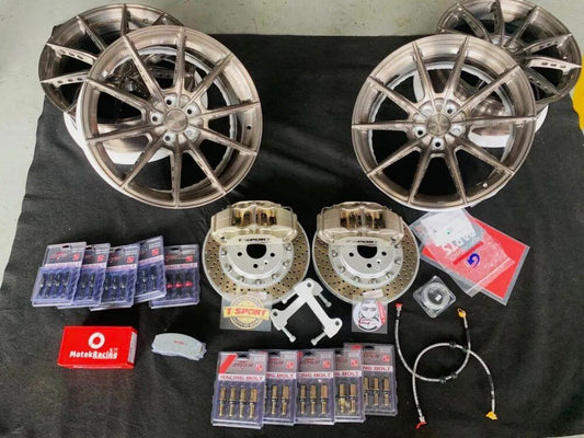 Lynk & Co 03+ fitted with a TTSPORT Classic 5440 forged four-piston big brake kit behind 18-inch wheels