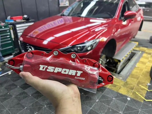 Mazda Atenza fitted with a TTSPORT 9040 forged six-piston big brake kit behind an 18-inch OEM wheel