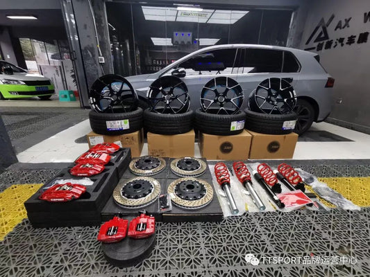 Volkswagen Golf 8 fitted with TTSPORT TT9040 front six-piston caliper behind an 18-inch wheel