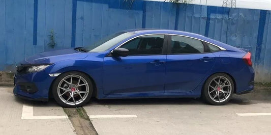 Blue Honda Civic on 18-inch wheels fitted with a TTSPORT Classic 5440 big brake kit