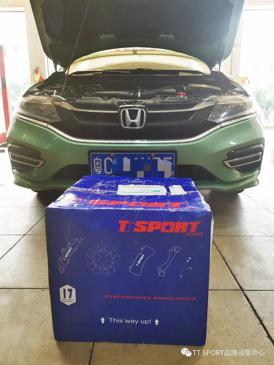 Honda Jade fitted with TTSPORT Classic 5440 front four-piston big brake kit and 330mm rotors